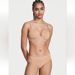 Victoria's Secret Nude Seamless Panties Only